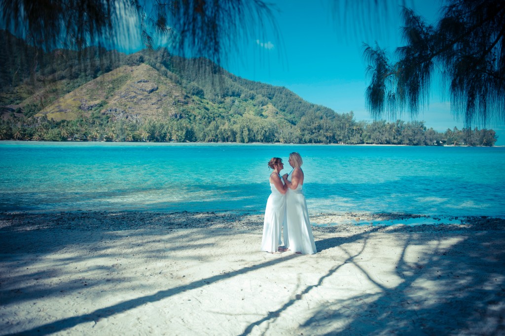 Beach ceremony in Moorea